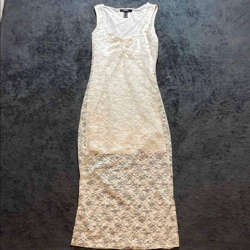 SOLD • Forever 21 Elegant White Lace Dress